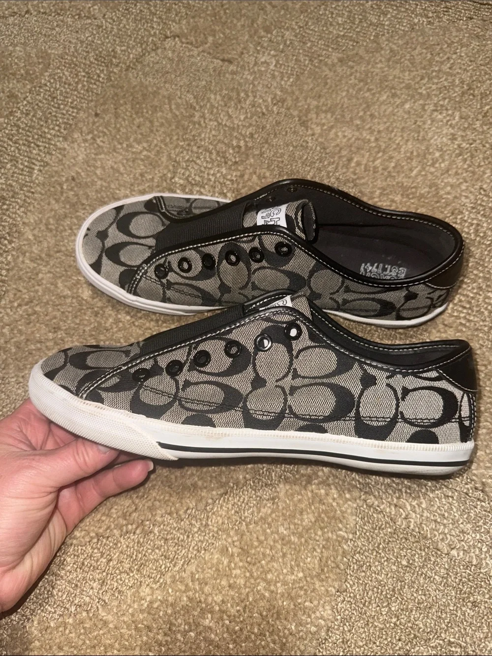 Coach Bev Signature C Slip-On Sneakers Black Gray Women’s Size 8B